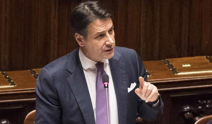 I sondaggi premiano Conte: è lui il politico con il gradimento pià alto
