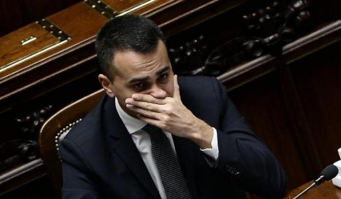 Dopo il No di Rousseau Di Maio (dal palazzo) dice: "No alle manovre di palazzo"
