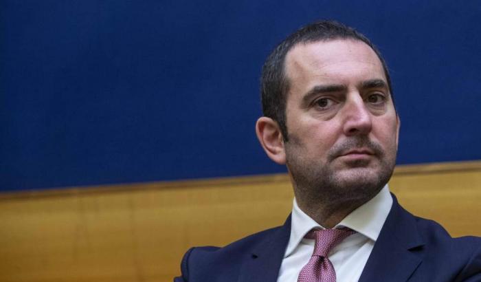 Razzismo nel calcio, il Ministro Spadafora: "Proporrò un inasprimento delle sanzioni"