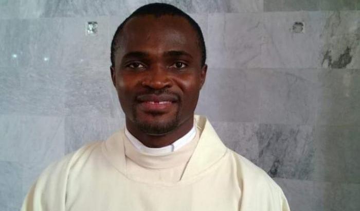 0005475A-padre-theophilus-ndulue-sequestrato-in-nigeria Padre Theophilus Ndulue sequestrato in Nigeria