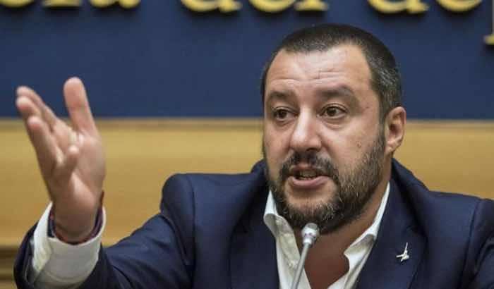 Rivolta nelle carceri, Salvini invoca subito poteri speciale e il Pd lo critica: "Irresponsabile"