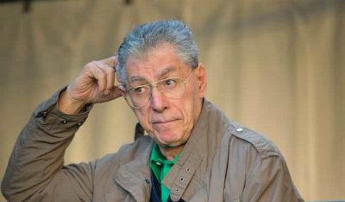 Umberto Bossi è stato eletto: la marcia indietro del Viminale che rettifica l'errore