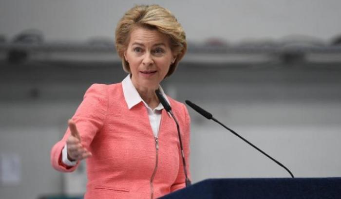 Ursula von der Leyen 'ammonisce' la Polonia: "Nessuna marcia indietro sui diritti delle donne"
