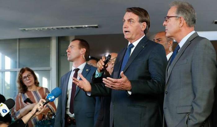Bolsonaro il fascista non ama la libera stampa: "Giornalisti in via d'estinzione"