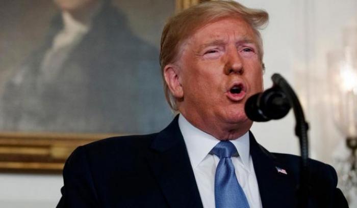 La vendetta di Trump: caccia dalla Casa Bianca consigliere testimone nel processo per impeachment