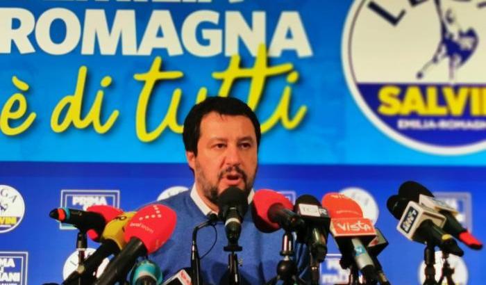 Bonaccini è in vantaggio e Salvini si prende il merito: “Ho coinvolto io milioni di persone”