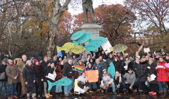 Una 'pizza contro il razzismo' per le Sardine Atlantiche di New York: "Noi siamo in tutto il mondo"