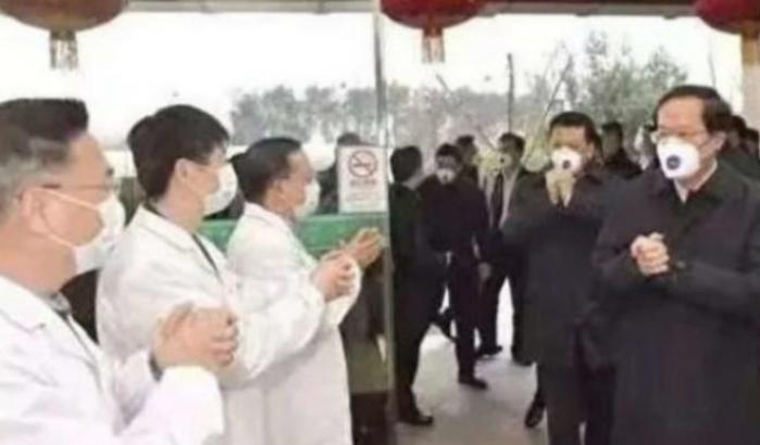 Le autorità utilizzano le mascherine dei medici: esplode la rabbia social in Cina