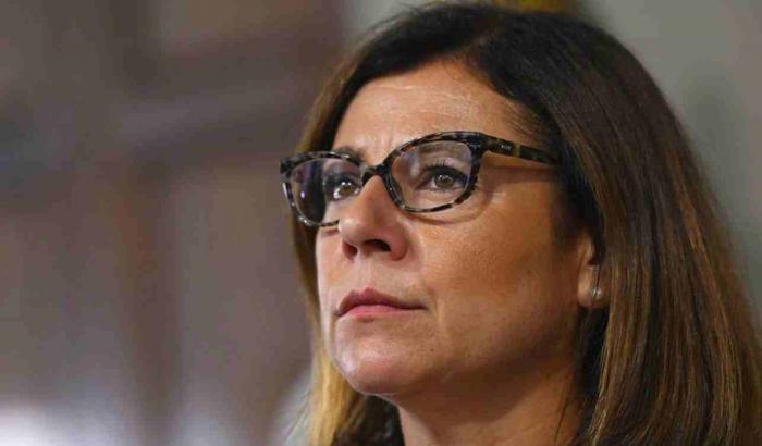 La ministra De Micheli tranquillizza: "Continuerò a prendere il Frecciarossa"