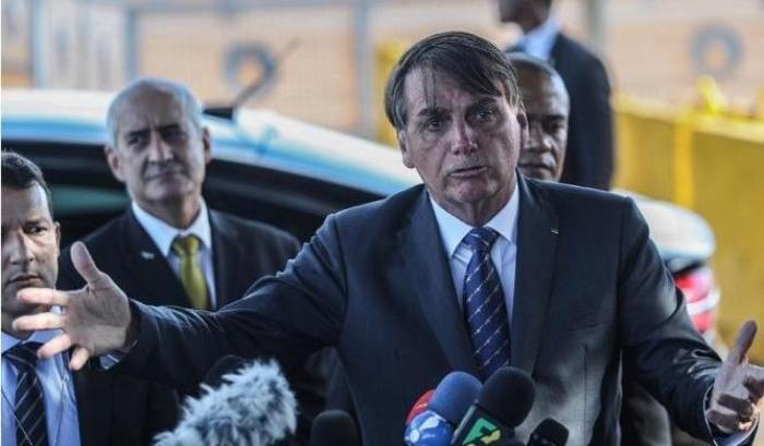 Bolsonaro il sessista: becere allusioni sessuali contro una giornalista scomoda