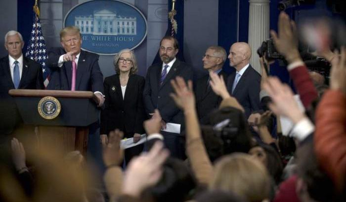 Negli Usa prima vittima di coronavirus: Trump: "Non viaggiate in alcune zone dell'Italia"