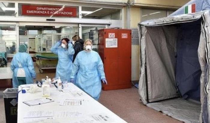 L'appello per fermare il coronavirus: "Noi infermieri non possiamo, ma voi restate a casa"