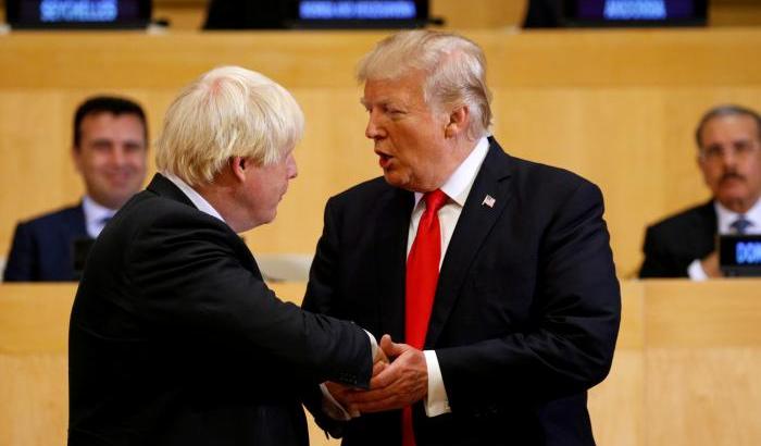 Trump mette al bando la Ue ma non il Regno Unito: "Loro hanno confini forti..."