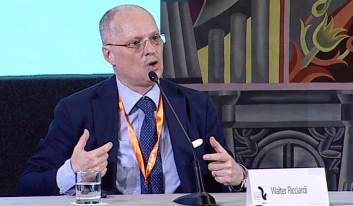 Ricciardi: "Napoli è un'area a rischio, sarebbe necessario il lockdown"