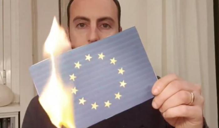 I sovranisti lanciano l'hashtag anti-Ue: "#CiSalviamodaSoli