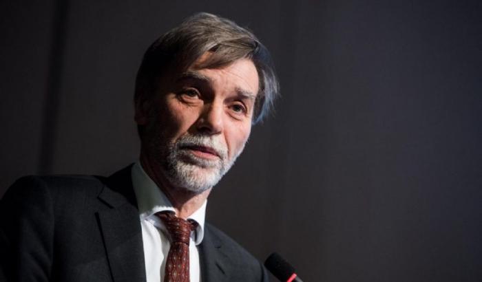 Delrio interviene sulle polemiche intorno alla app: "Serve una legge"