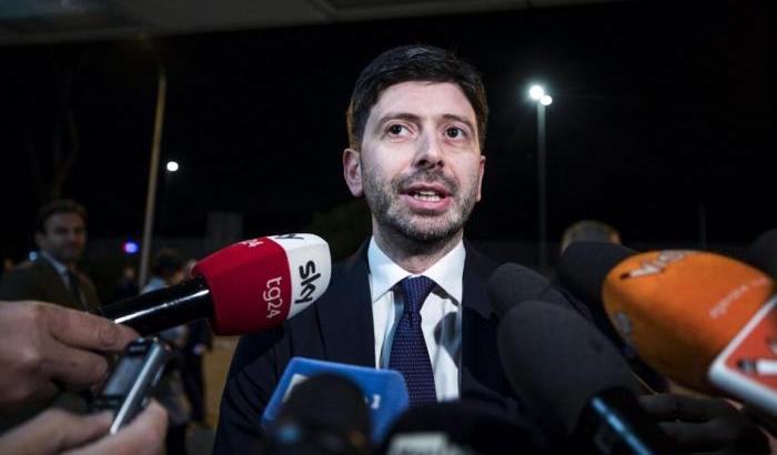 Il ministro Speranza sul Covid-19: "Sinceramente non so se rifarei tutto"