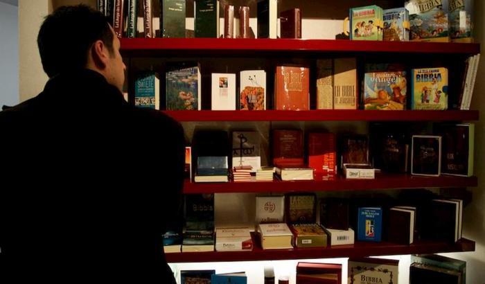 Il Pd critica Fontana: "Se vuole tenere chiuse le librerie almeno sostenga il settore"