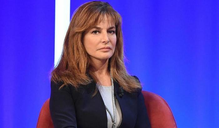 Giuliana De Sio racconta il coronavirus: "Un incubo, ho vissuto giorni nel terrore"