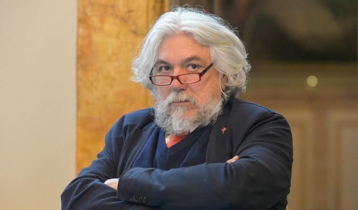 La sparata di Meluzzi: "Se un mio paziente si suicidasse dovrei denunciare il governo per procurato allarme"