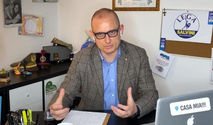 Il consigliere leghista contro i partigiani: fateli festeggiare in piazza, magari si ammalano