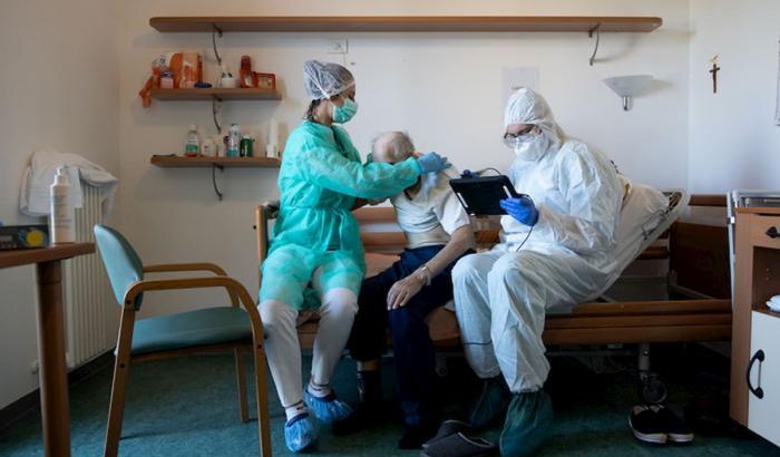 La docente: "Non demonizzate tutte le Rsa, sono uno dei pilastri del nostro welfare"