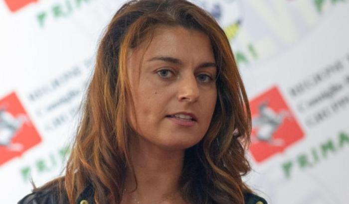 Fake news della leghista Ceccardi per attaccare Silvia Romano, Fratoianni: "Indecente e penosa"