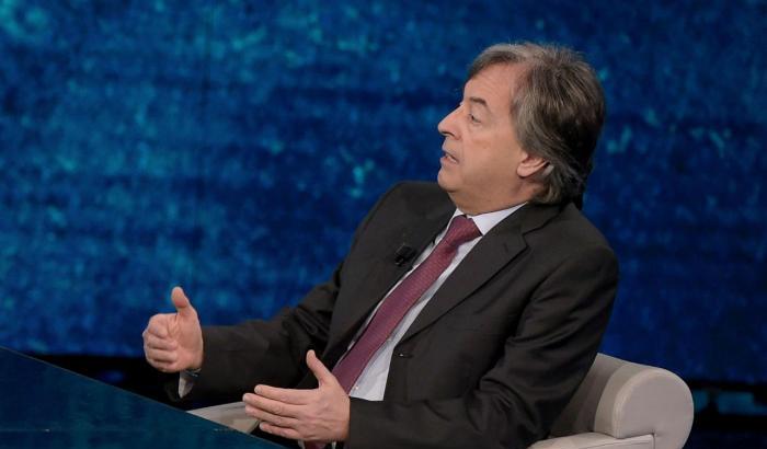 Burioni: "Isolare i contagiati non basta, ora occorre tracciare i loro contatti"