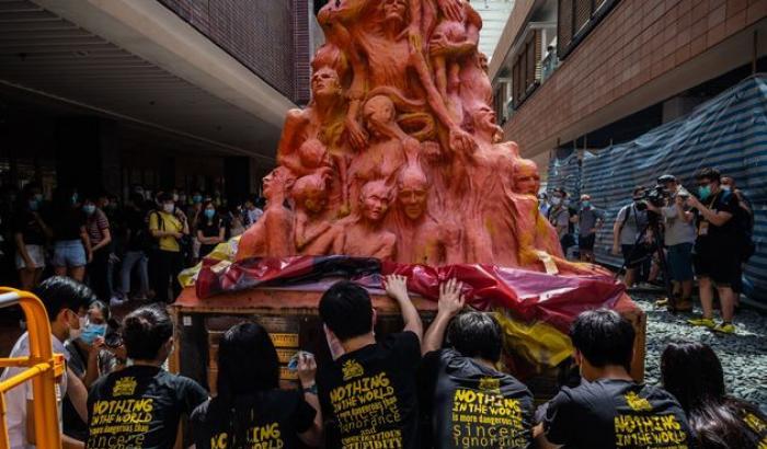 Hong Kong sfida la Cina: "Ricordare piazza Tienanmen è un nostro diritto"