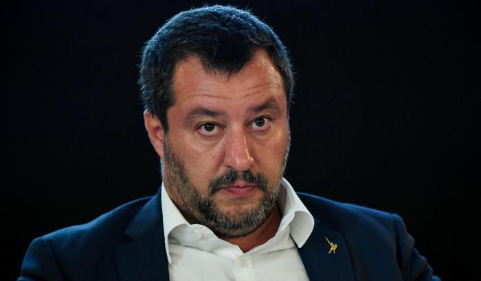 Continua lo sciacallaggio di Salvini: "Conte è finito, andiamo a votare in autunno"