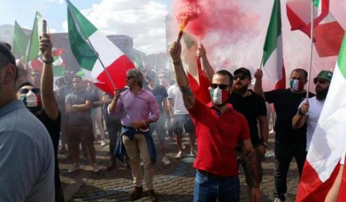 00056FC1-mascherine-tricolori Mascherine tricolori