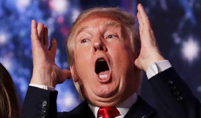 Trump fuori di testa: "Le elezioni saranno truccate da altri paesi col voto per posta"