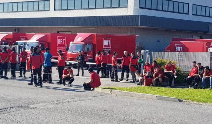 Focolaio Brt di Bologna, i sindacati: "Non rispettate le regole, ora chiudere tutto"