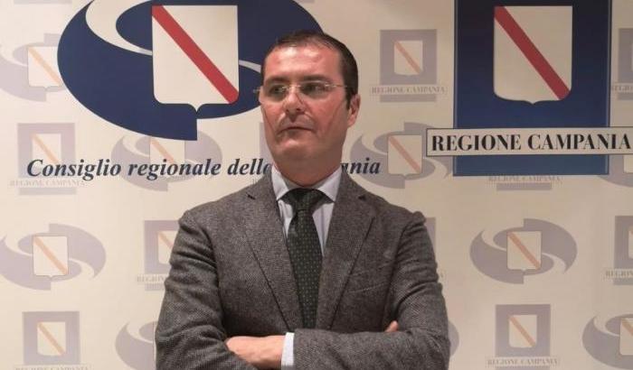 Mondragone, il razzismo sui bulgari del candidato di De Luca: "Zingari ignoranti"