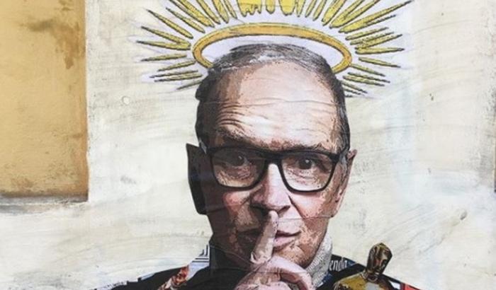 Appare un murale di Morricone nella sua Trastevere