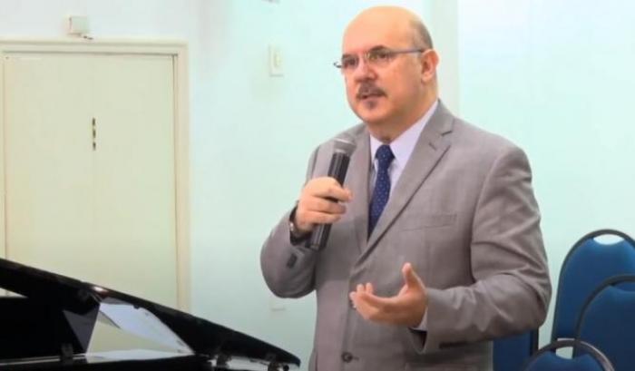 Bolsonaro nomina ministro dell'Istruzione un pastore evangelico oscurantista