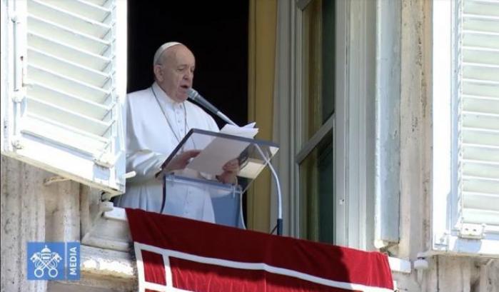 Il Papa vicino a chi soffre per il Covid-19: "Cessate il fuoco globale e immediato"