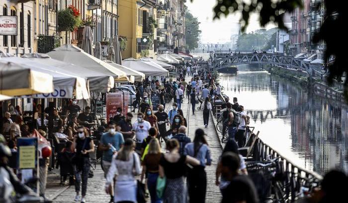Coronavirus, contagi ancora in calo: 129 in 24 ore