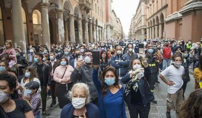 La processione per il ritorno della Madonna di San Luca a Bologna