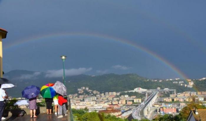 L'arcobaleno sul nuovo Ponte di Genova: l'inaugurazione lo scorso 5 agosto