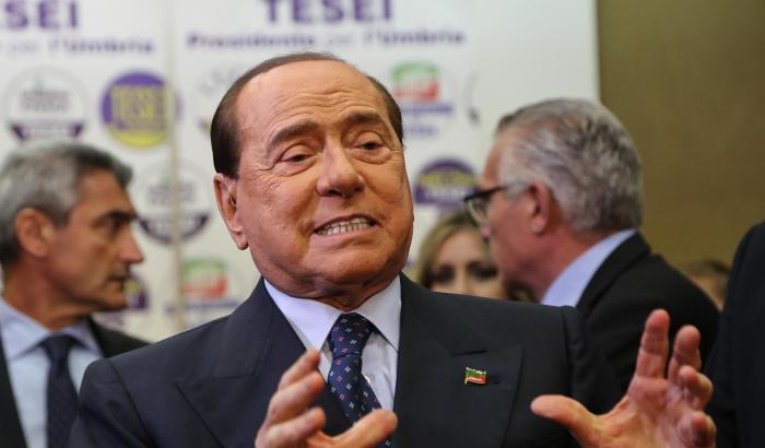 Berlusconi dice 'assolutamente no' a un governissimo: "Il centrodestra deve governare da solo"
