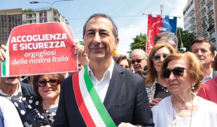 Beppe Sala con la mamma