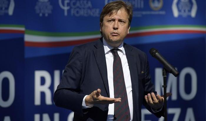 Il vice-ministro Sileri: "Il Covid è in crescita ma controllando i focolai sarà gestibile"