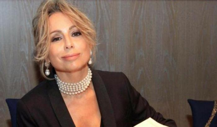 Marina Berlusconi si lamenta: "La malattia di mio padre meriterebbe più rispetto"