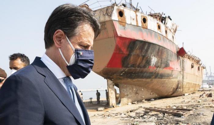 Conte a Beirut, toccata e fuga per mostrare di esistere