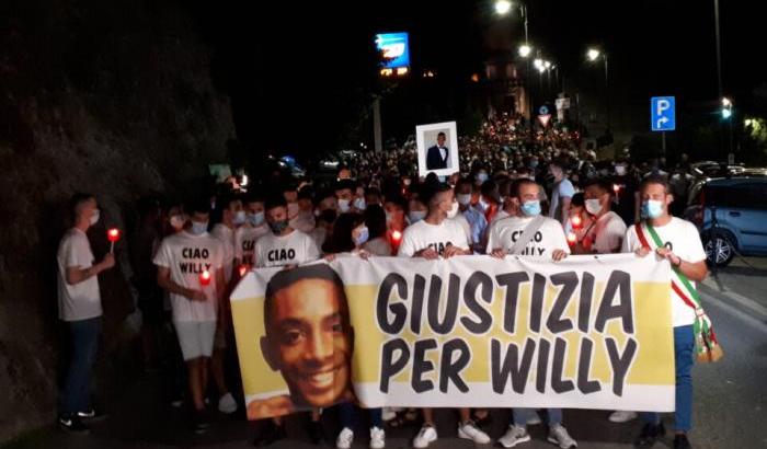 Una fiaccolata in memoria di Willy