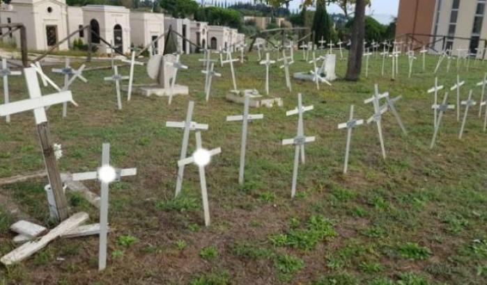 Cimitero dei feti abortiti a Roma, scatta l'interrogazione parlamentare