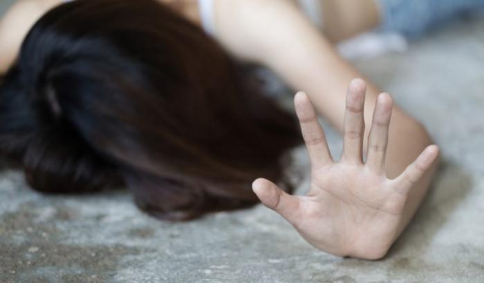 Violenza su una donna