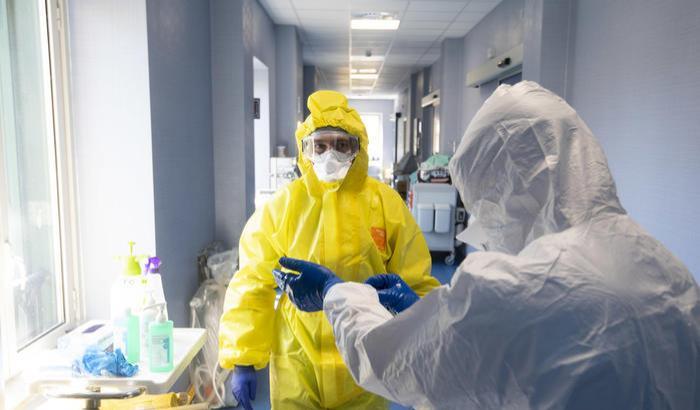 La zona arancione non basta, i medici: "La Puglia rischia il collasso"