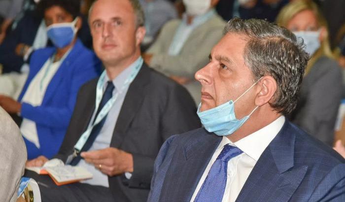 Sansa attacca Toti: "Con il suo lassismo sul Covid porterà la Liguria al lockdown"